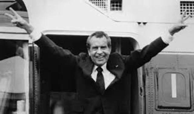 Nixon resigns