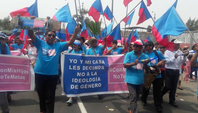 Platón frente al MINEDU