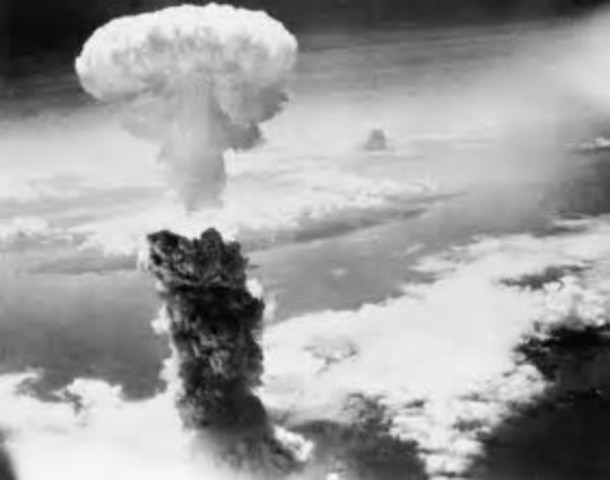 The Atomic Bomb: Hiroshima and Nagasaki