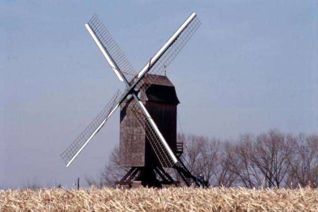 Luizenmolen wordt gebouwd