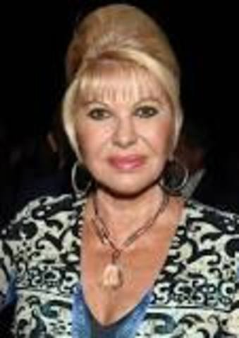 Donald trump gets married to his first wife ivana trump