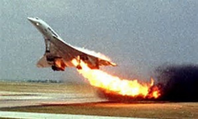 Concorde crashes in France