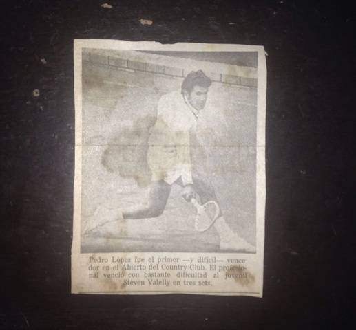 1916—Se realizó el primer campeonato nacional entre tenistas bogotanos y paisas