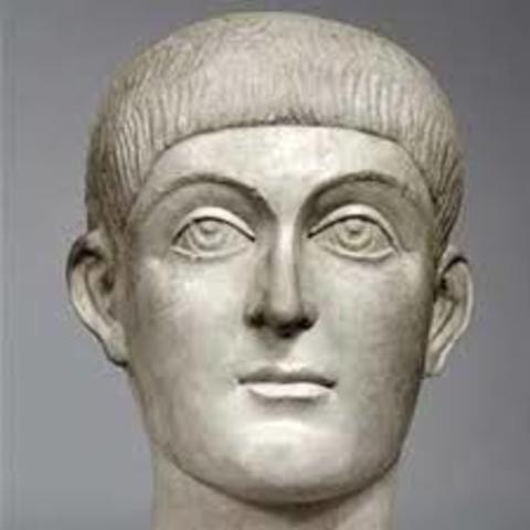 Honorio consiguió hacer valer cierra medida de control eclesiástico al exigir a los estudiantes, como nueva condición para su ingreso en la corporación de doctores en derecho la aprobación del Arcediano de Bolonia