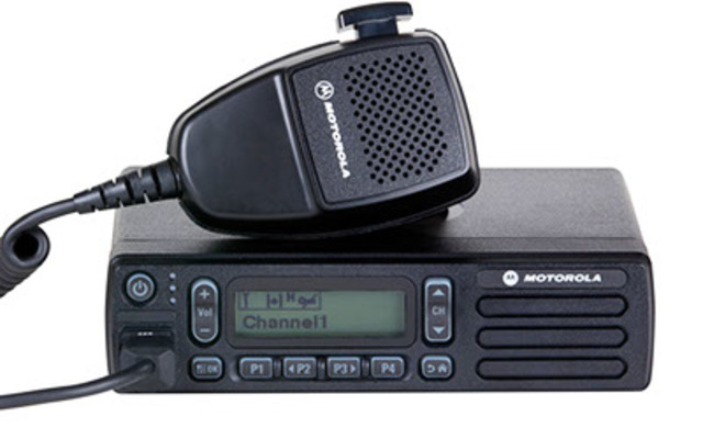 The first car-to-car radios are used