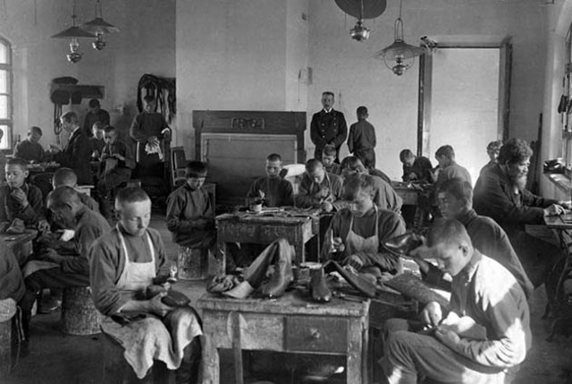 Фабричное законодательство