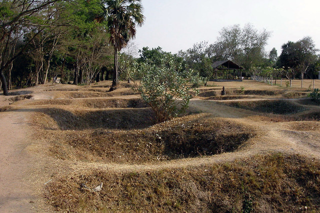 April 1975: Cambodia killing fields