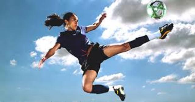 la FA se negó a reconocer al fútbol femenino.