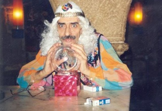 no se te paresco adivino????