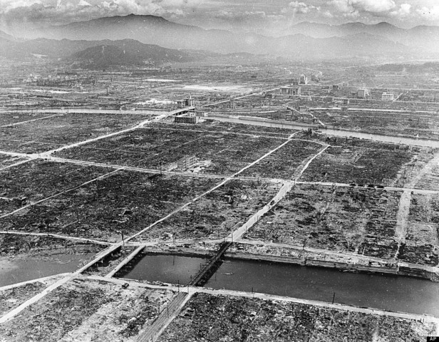 US Bombs Hiroshima