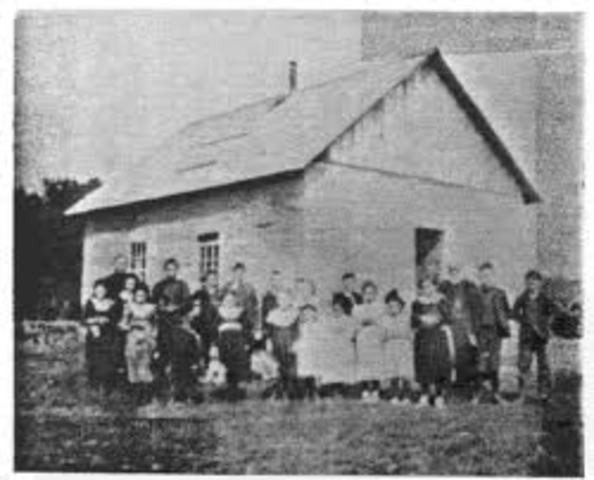 Dorothea opens a school