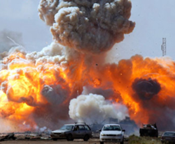US Bombs Lybia