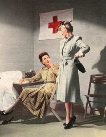 Women Help the Soldiers