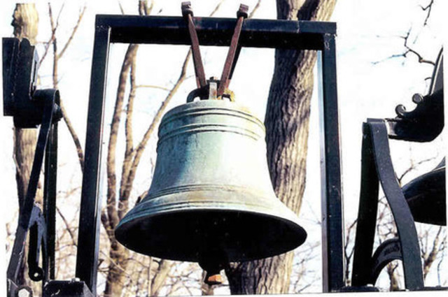 Paul Revere opens bell foundry