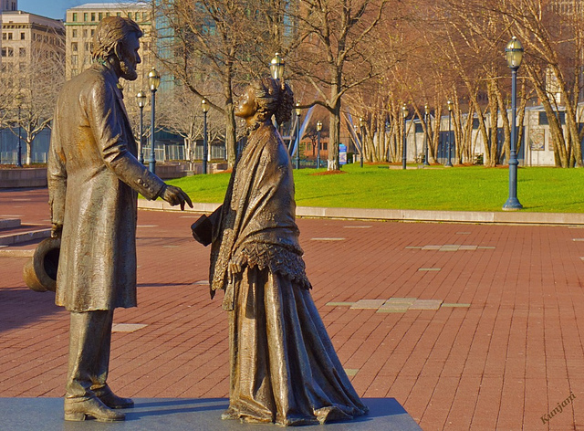 Interviews presidint Lincoln during the Civial war. Says she enjoyed meeting him. Creats a relashinship with the presidint.