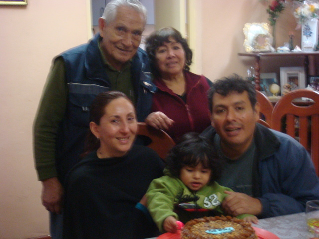 EL CUMPLE DE MI PAPA CON MIS PADRES Y MI NONOS DE PERU