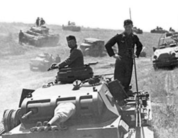 Operation Barbarossa inleds, slaget om Sovjet