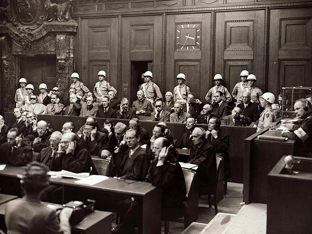 Juicios de Nuremberg por crímenes de guerra y contra la Humanidad