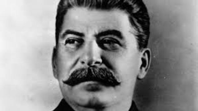 Stalin Becomes Leader of Soviet Union