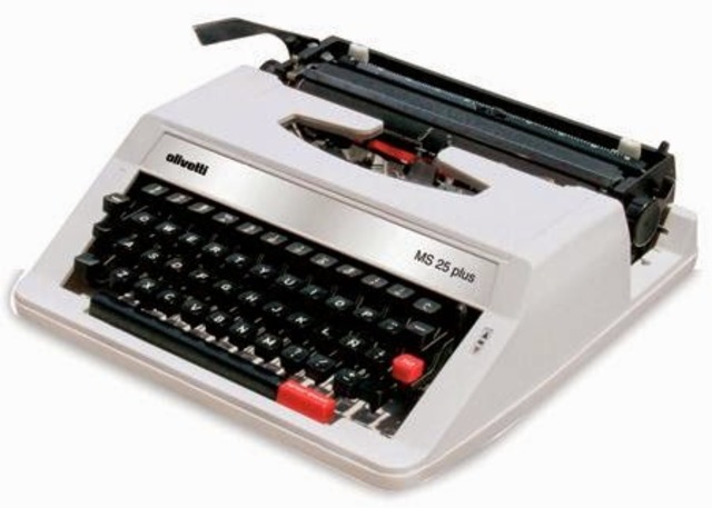 MÁQUINA DE ESCRIBIR