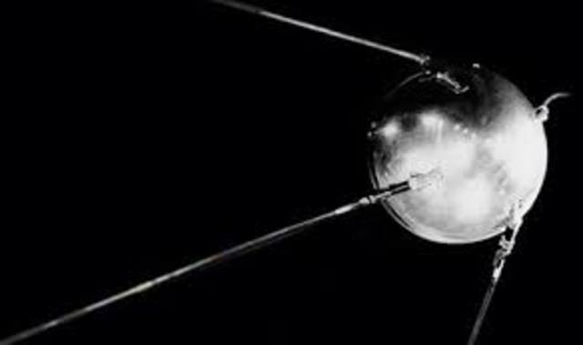 Sputnik 1 ( Science/Technology)
