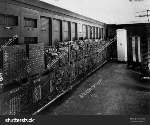 ENIAC (Electronic Numerical Integrator and Computer), primera computadora digital electrónica