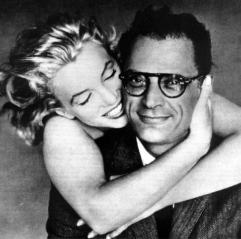 Marilyn sposa Arthur Miller