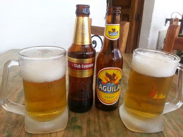 Las cervecerías Aguila y Bavaria se fusionan