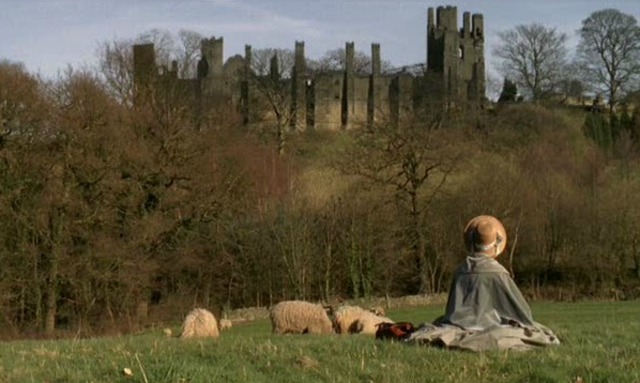 Jane returns to Thornfield