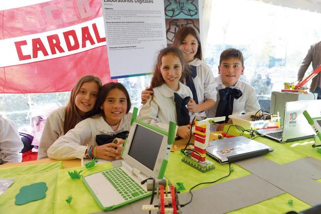 2007 - Primer entrega de computadoras