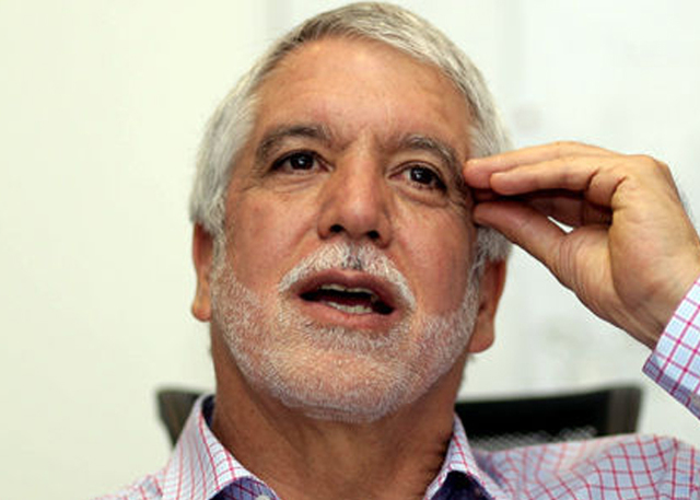 Y si Peñalosa tiene la razón en privatizar a Bogotá?