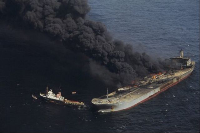 Atlantic Empress oil spill
