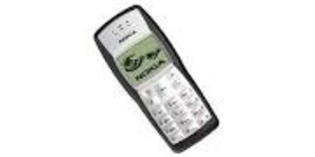 el celular  que pude  manipular año 2006