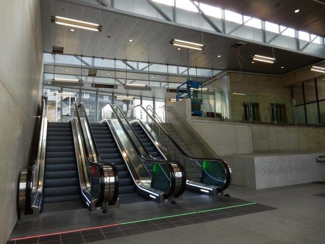 Loren Metro Station