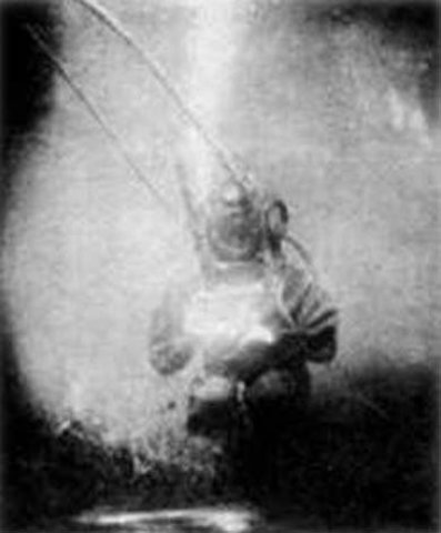 Première photographie sous-marine par Louis Marie-Auguste Boutan
