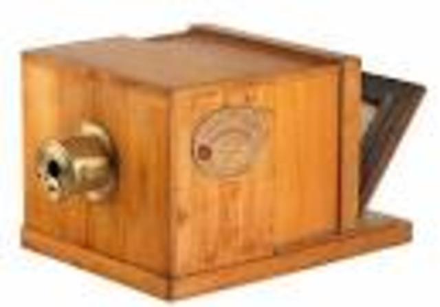 Daguerreotype camera par Daguerre