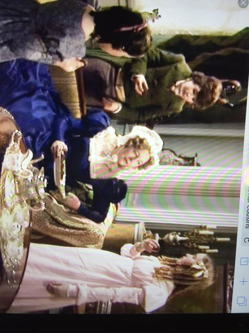 She finds out that she is cousins with Sr John and inherit £20,000