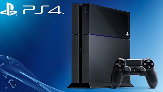 PLAYSTATION 4 (2013).