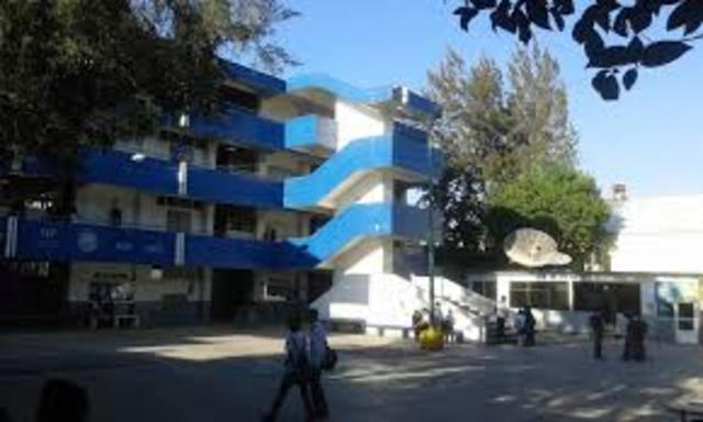 Donde estudie la preparatoria