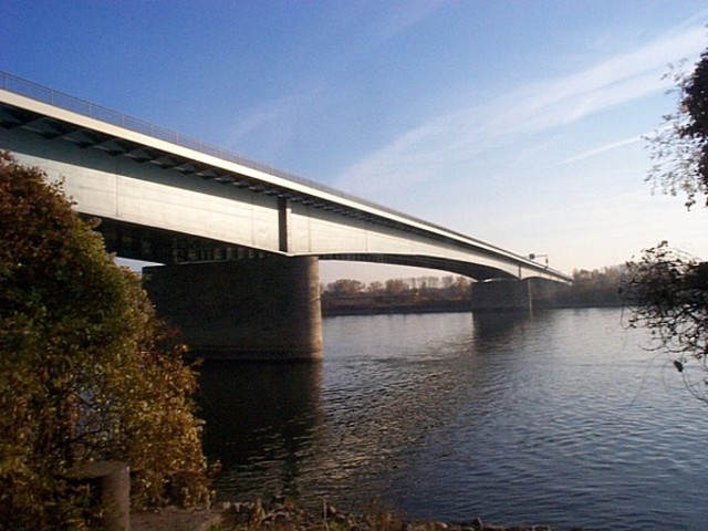 SCHIERSTEIN BRIDGE