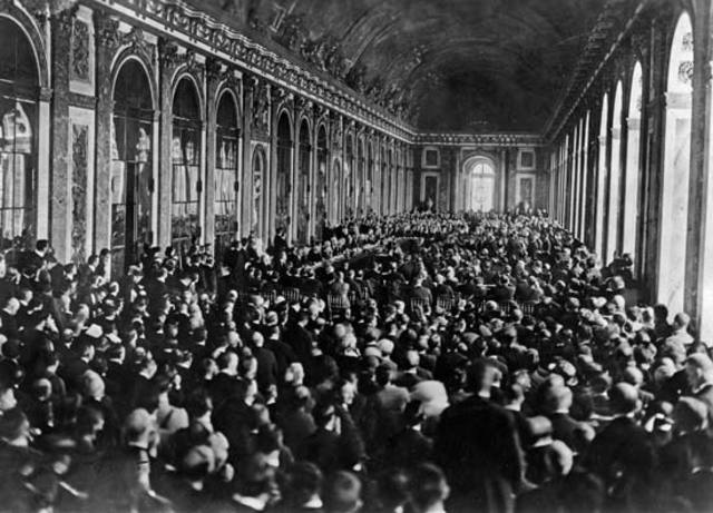 Signing of the Treaty of Versailles