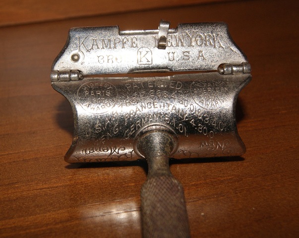 La primera maquinilla de afeitar