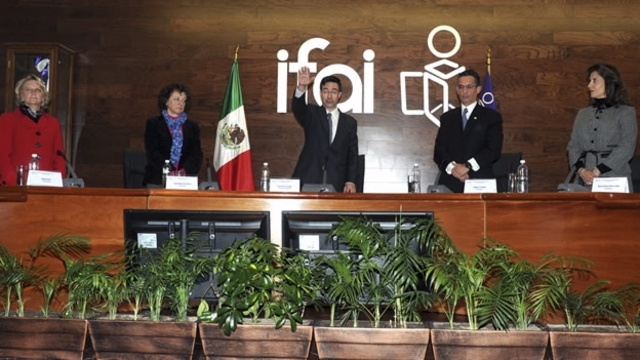 Promulgación de la Ley Federal de Transparencia y Acceso a la Información Publica Gubernamental