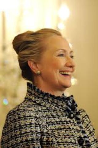 Second Clinton Running