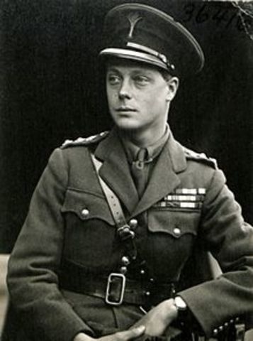 George V dies and is succeeded by Edward VIII