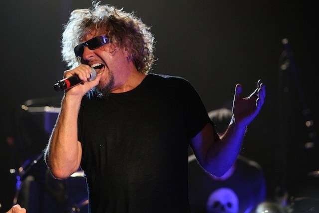 Sammy Hagar leaves Van Halen
