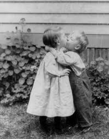 MY FIRST KISS