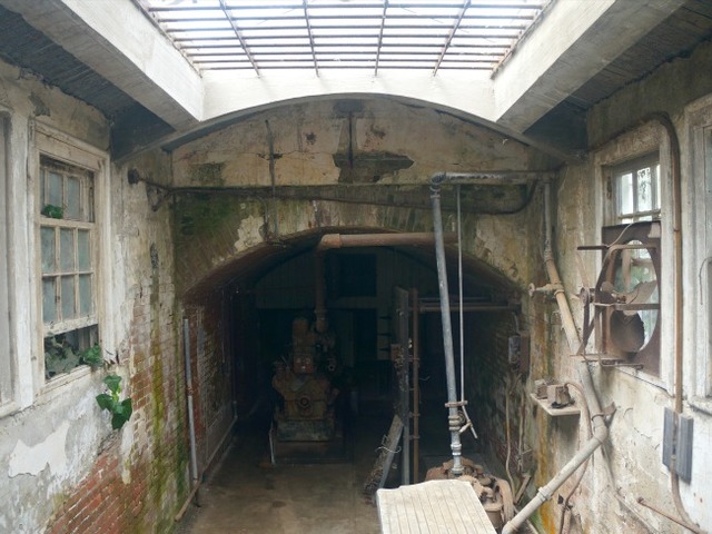 IMBD description of Escape from Alcatraz