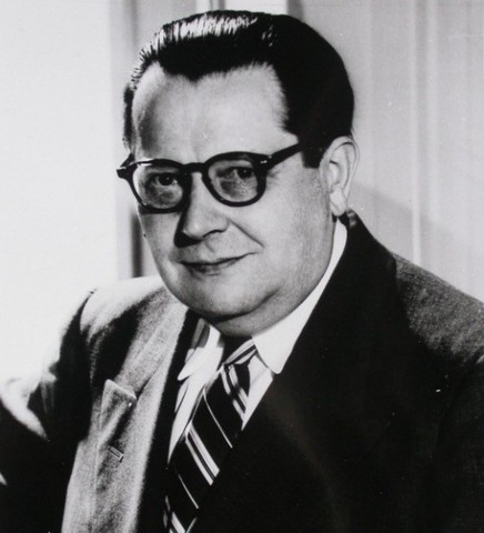 Ludwing Von Bertelanffy (1901- 1972) Biólogo Alemán