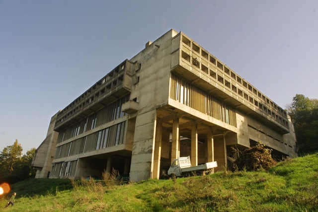 拉土雷特修道院 Couvent Sainte Marie de la Tourette